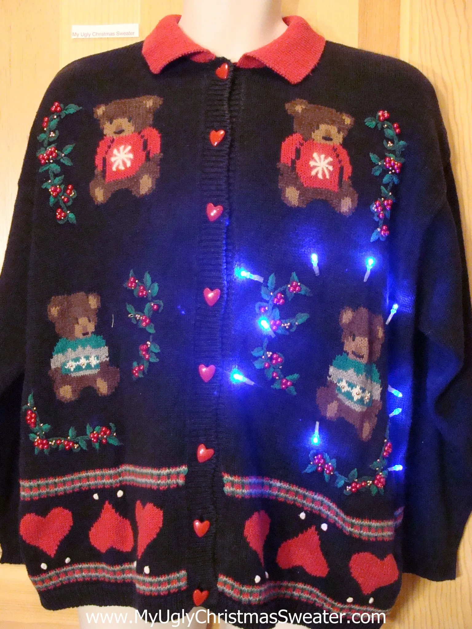 Light Up Ugly Xmas Sweater 80s Bears Hearts